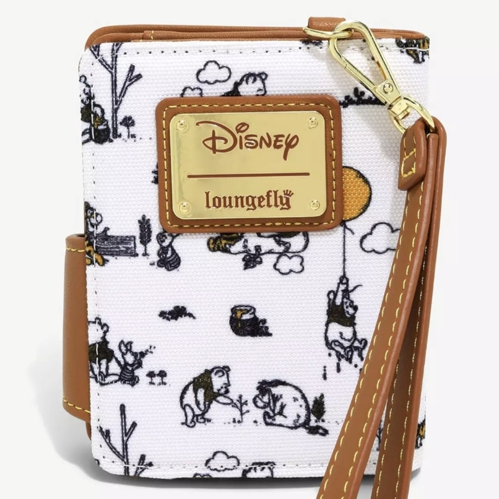 Loungefly Disney Winnie The Pooh Art Canvas Flap Wallet Wristlet Card Holder EUC - Picture 2 of 9